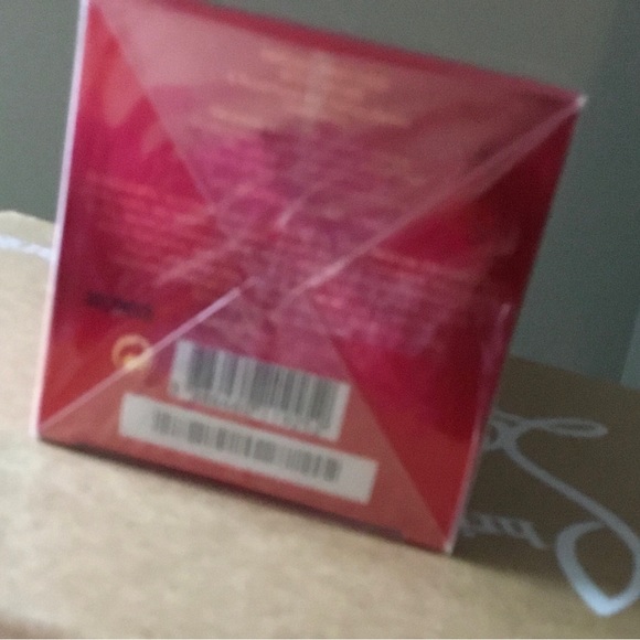 i want Jimmy choo  eau de parfume - Picture 6 of 6